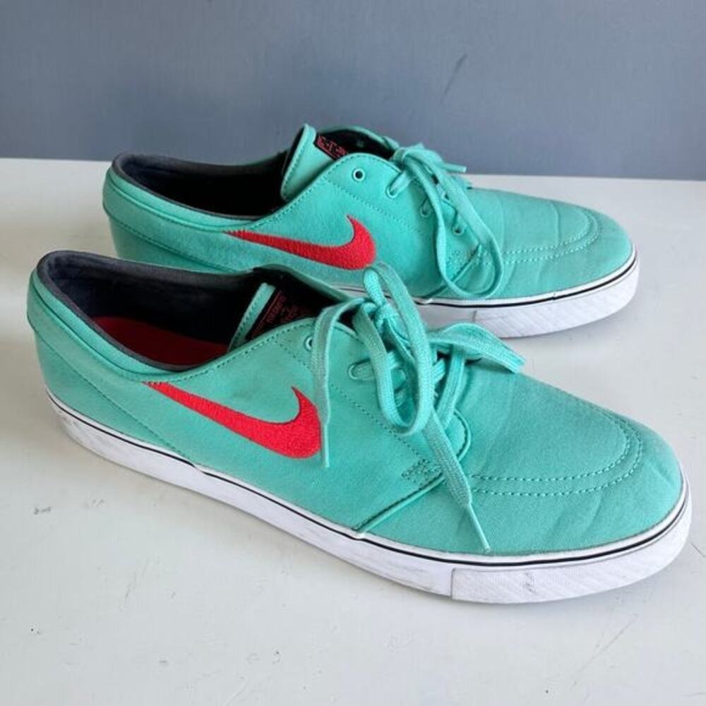 Nike SB Zoom Stefan Janoski Sneakers Aqua Blue Size 13 Nike lace up EXCELLENT